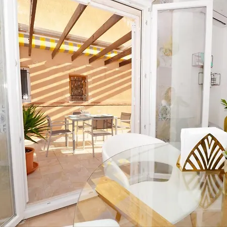 Punta Prima Pleasure With Private Parking In A Gated Community Close To The Apartment Torrevieja