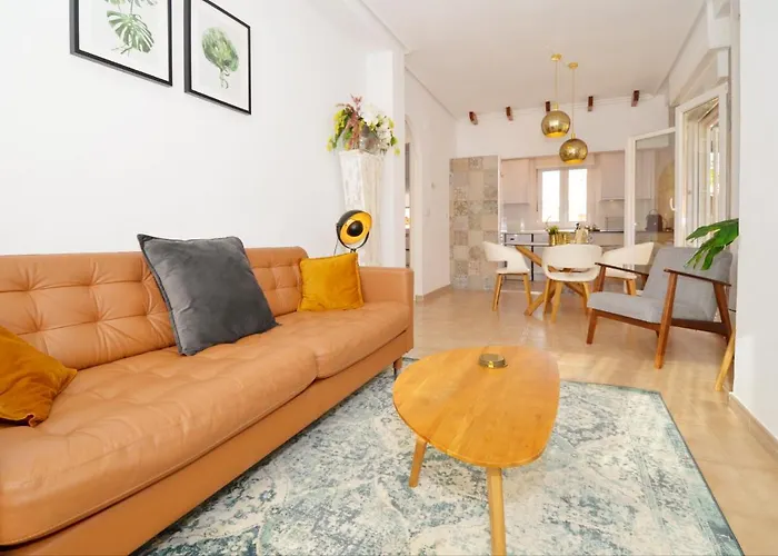 Punta Prima Pleasure With Private Parking In A Gated Community Close To The Appartement Torrevieja